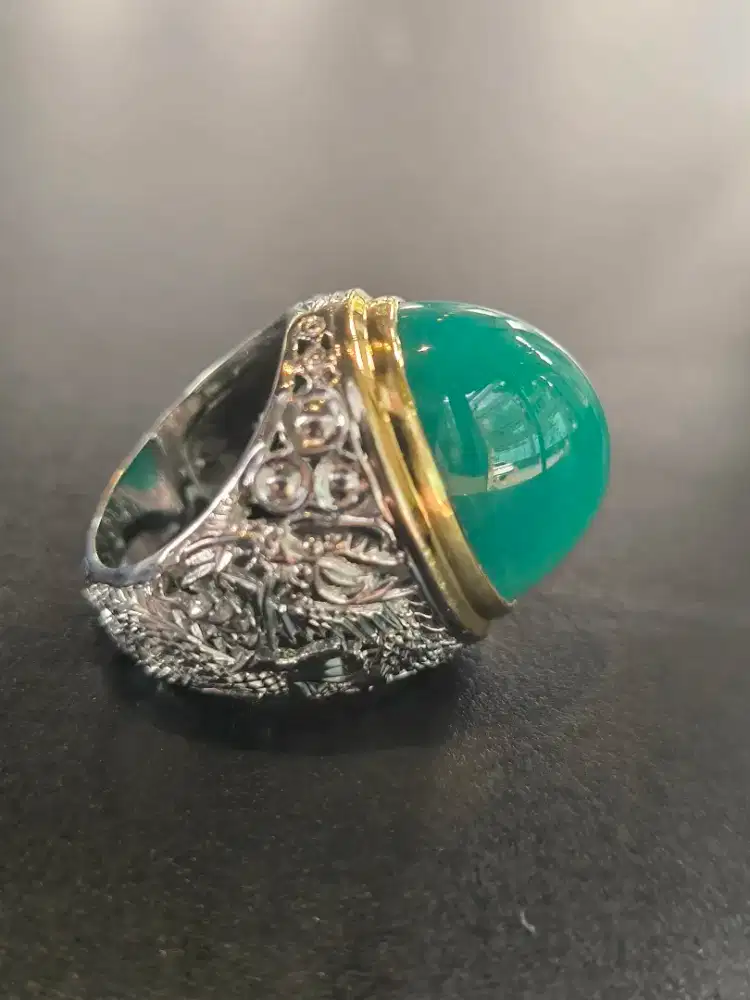 Cincin Batu Bacan Istimewa