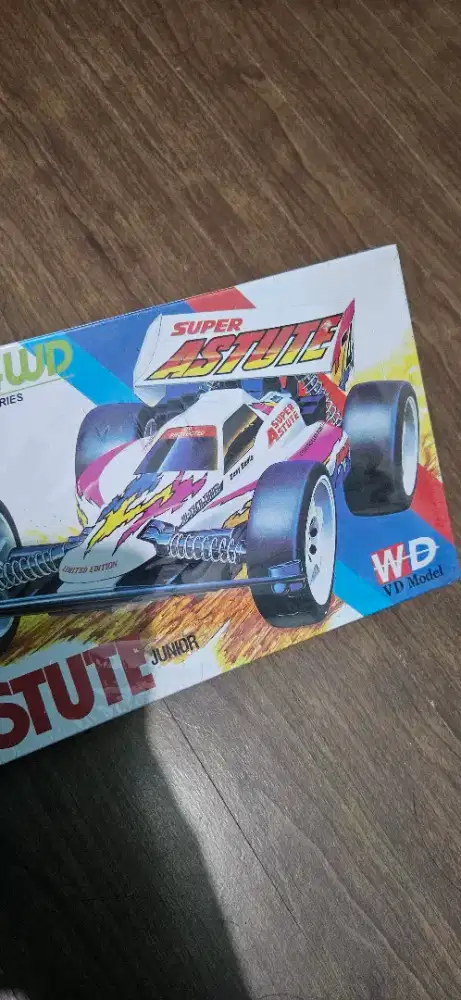 Mini4WD Astute Putih (WD)