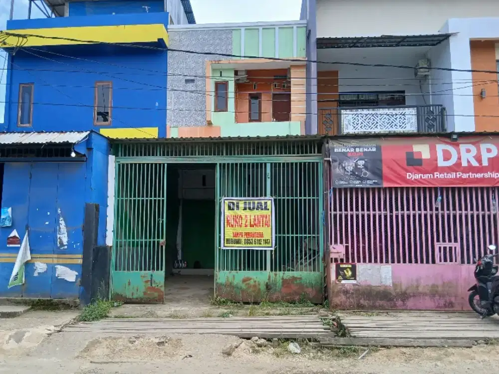 Jual Ruko 2 Lantai  di kota Sorong kilo 11 Jln.Malibela