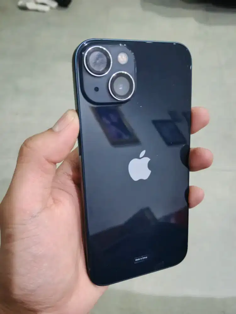 Iphone 13 128GB Warna Midnight