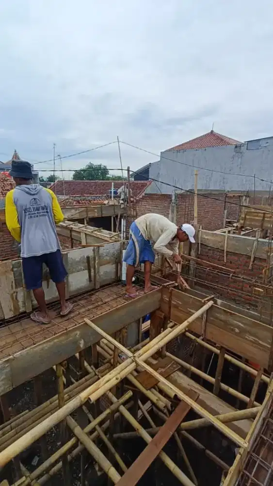 Tukang bangunan dan renovasi rumah.