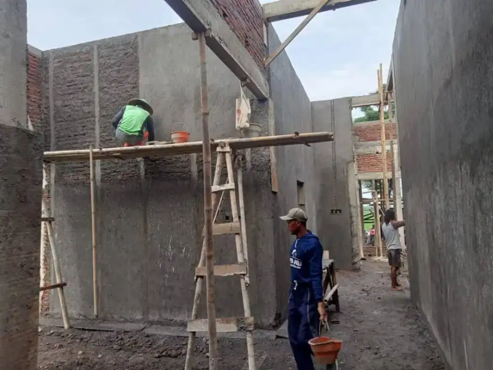 Tukang bangunan dan renovasi rumah.