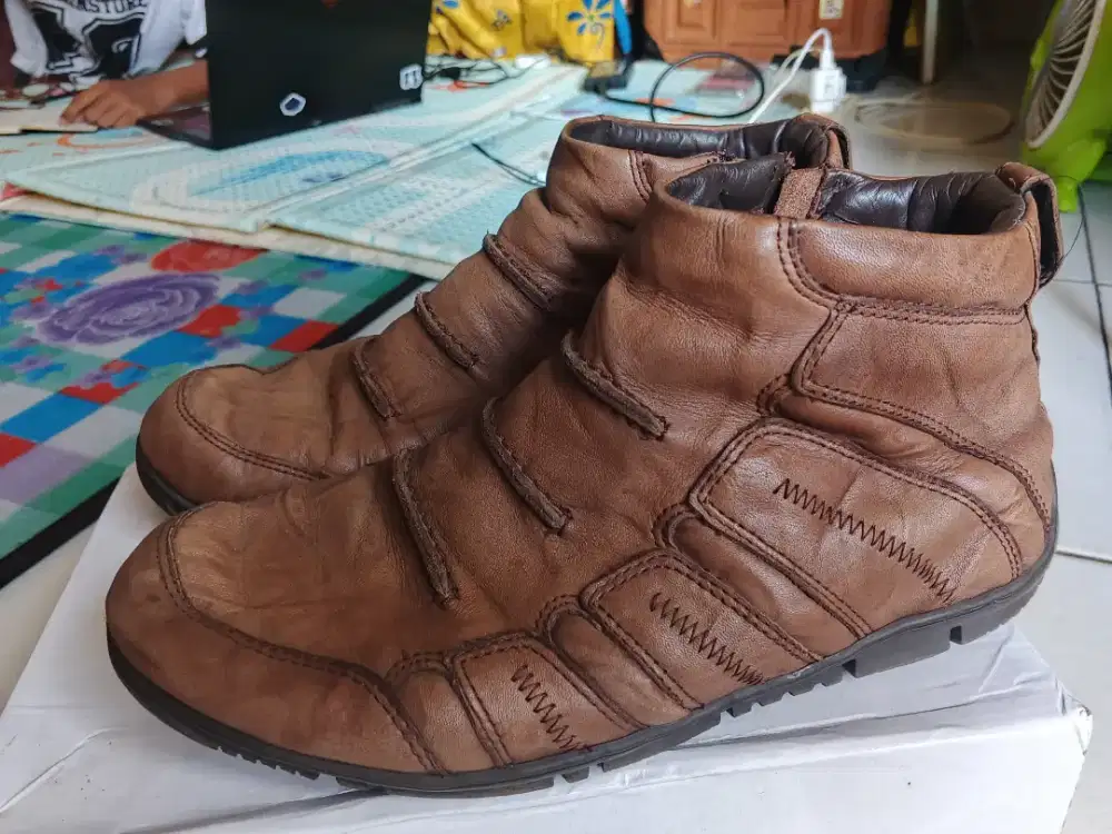 Sepatu Gino Mariani 42