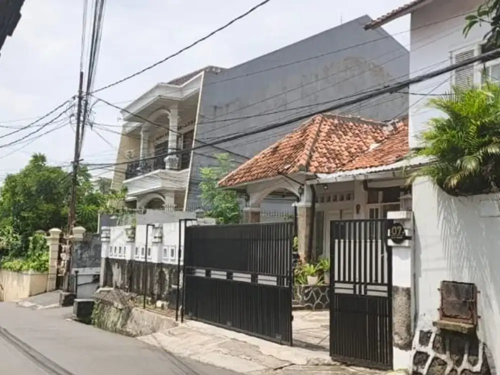 487. Murah Dijual Rumah 2 Lantai dan 23 Kos di Ulujami Pesanggrahan Jakarta Selatan Dekat Pondok Pesantren Darunnajah