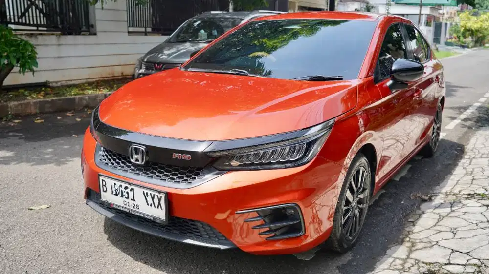 City Hatchback RS Sensing Muluss