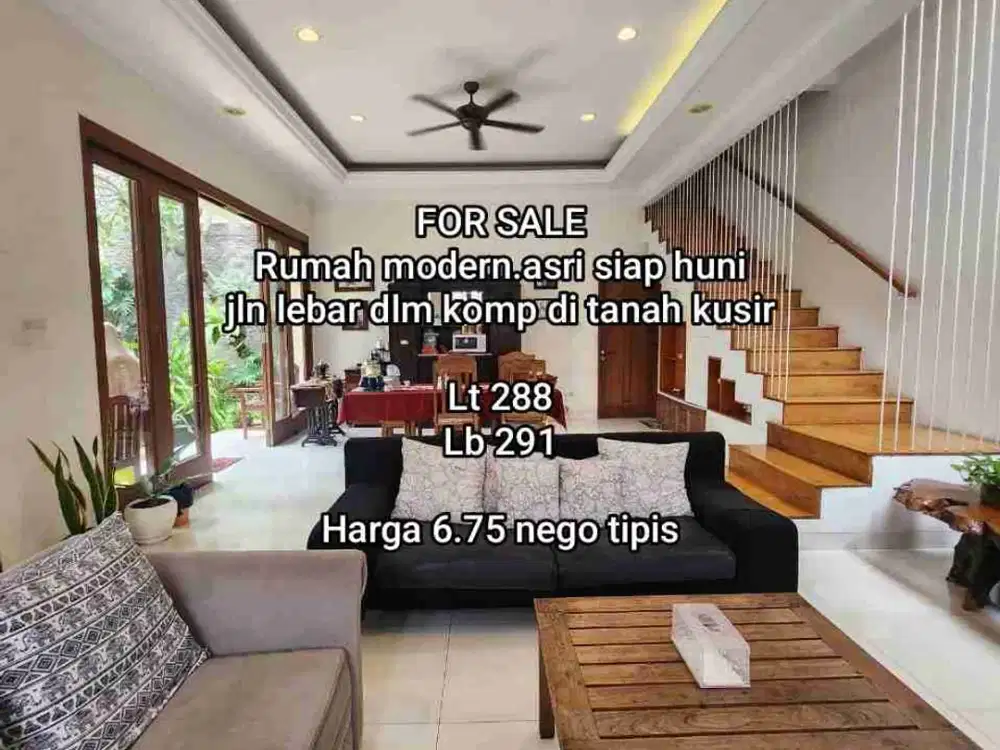 Rumah di dalam komplek tanah kusir Jakarta