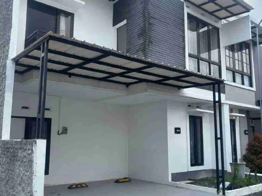Rumah baru 2lt  dekat stadion maguwoharjo