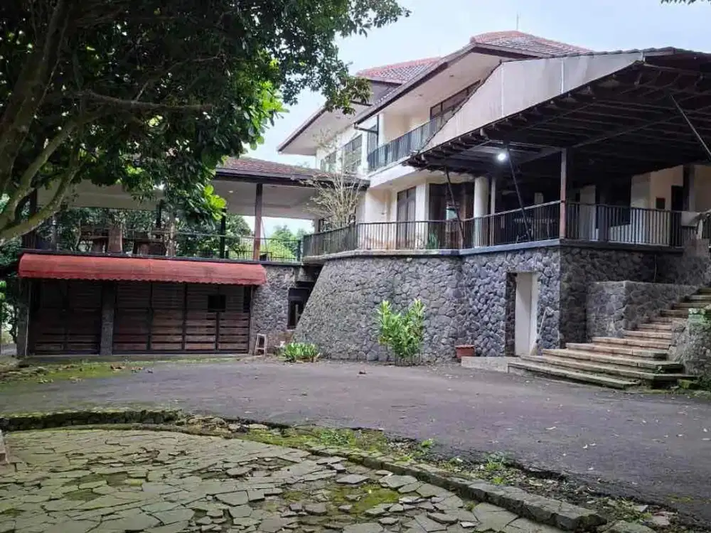 for sale villa gunung geulis