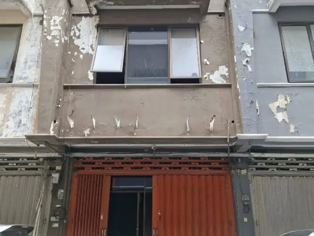 Disewakan Cepat 2 Ruko Jejer Lokasi Strategis Di Klampis Jaya