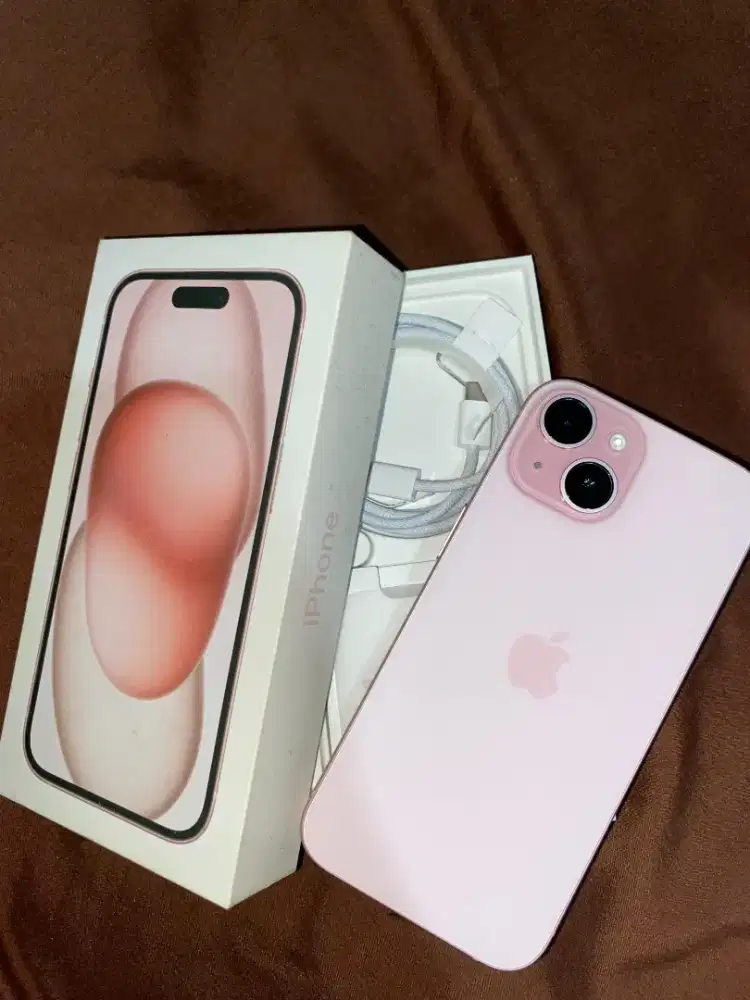 iPhone 15 [128 GB] - Pink