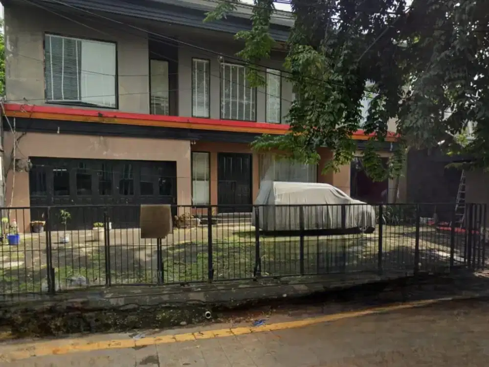 Rumah super murah di bawah NJOP di Tebet Raya 635m 2 lantai, area strategis