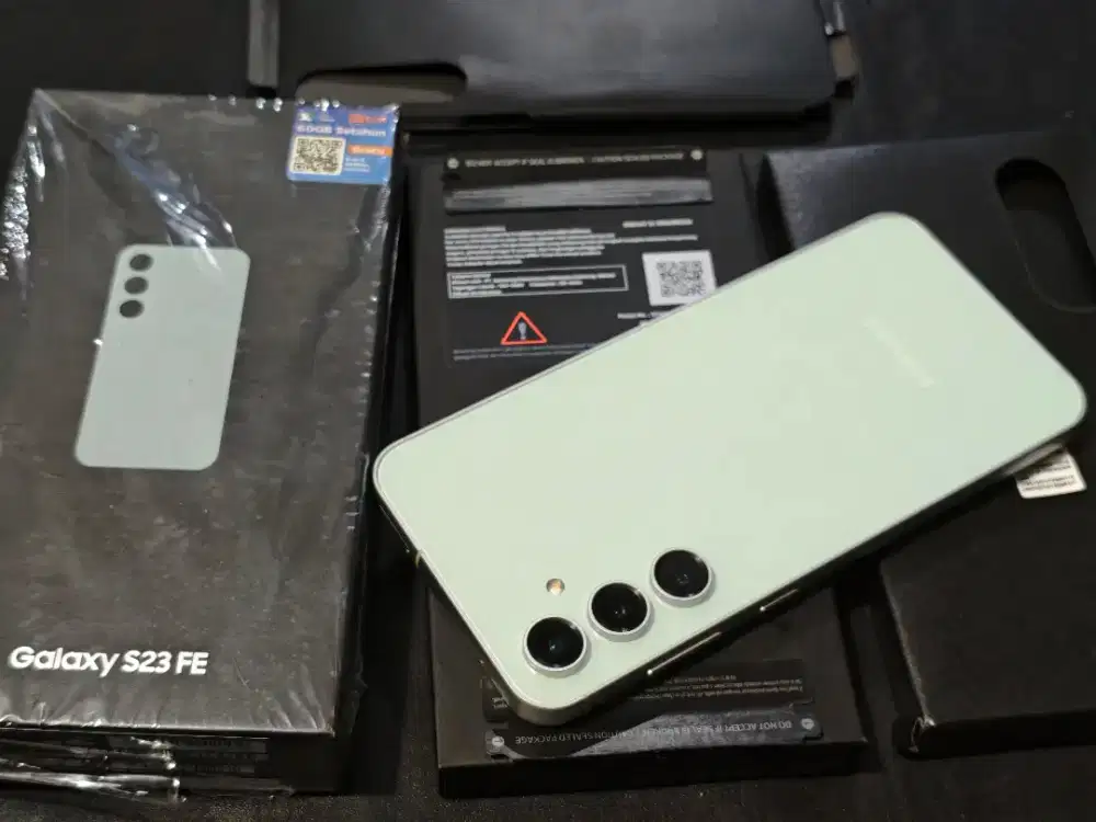 Samsung S23 FE 8/256Gb
