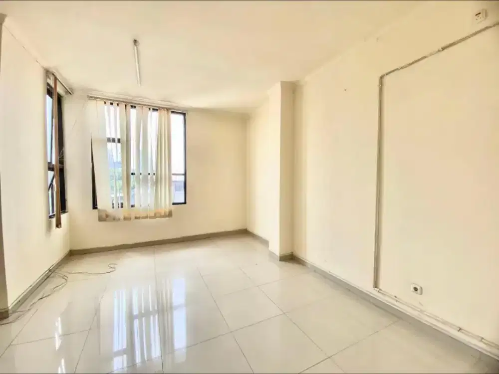 Jual Cepat Ruko 3 Lt Strategis 
Cempaka Putih Jakarta Pusat