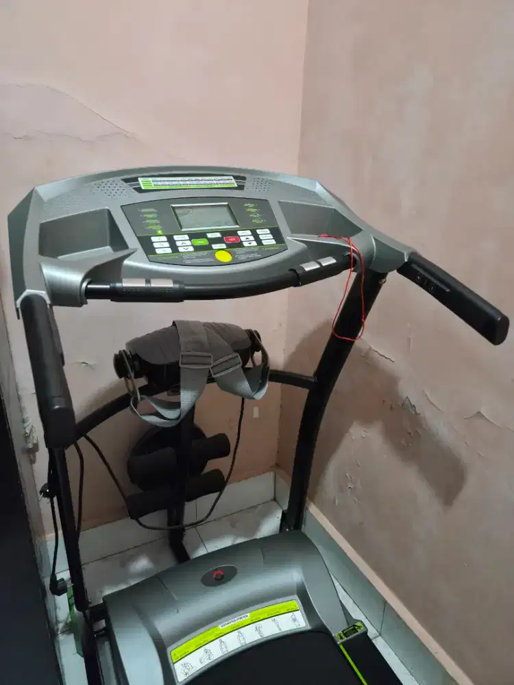 Alat Treadmil Bekas