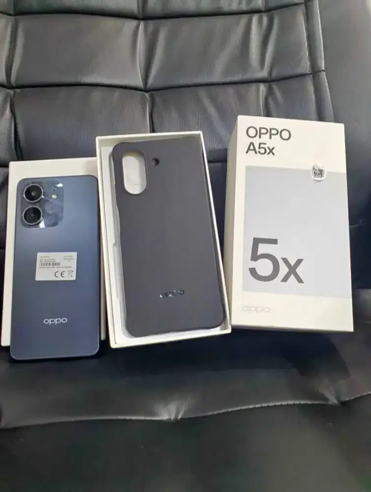 Oppo a5x kondisi bak ram 6/128 minus casan ny pke punya xiomi 33 w