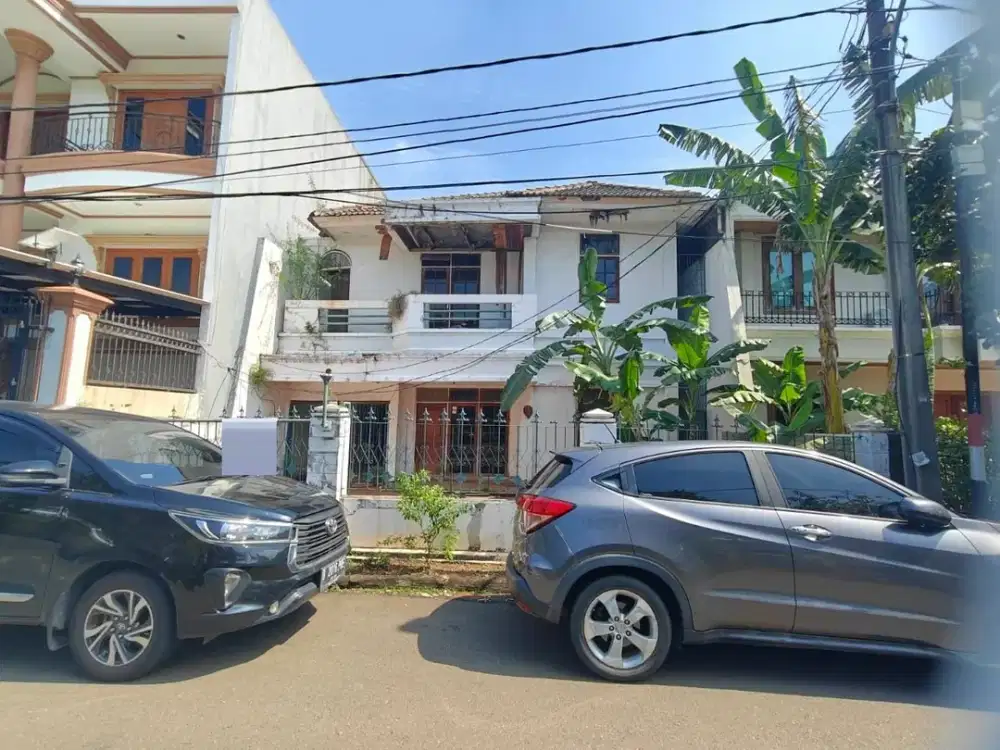 Rumah Janur Elok Kelapa Gading 11x17m 2 lantai, hadap Selatan