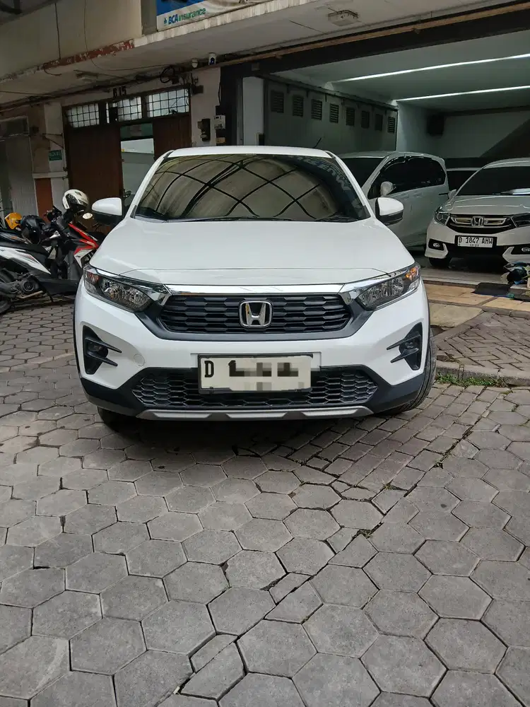 Honda WR-V / WRV 1.5 AT / MATIC 2023 DP. 12 JT