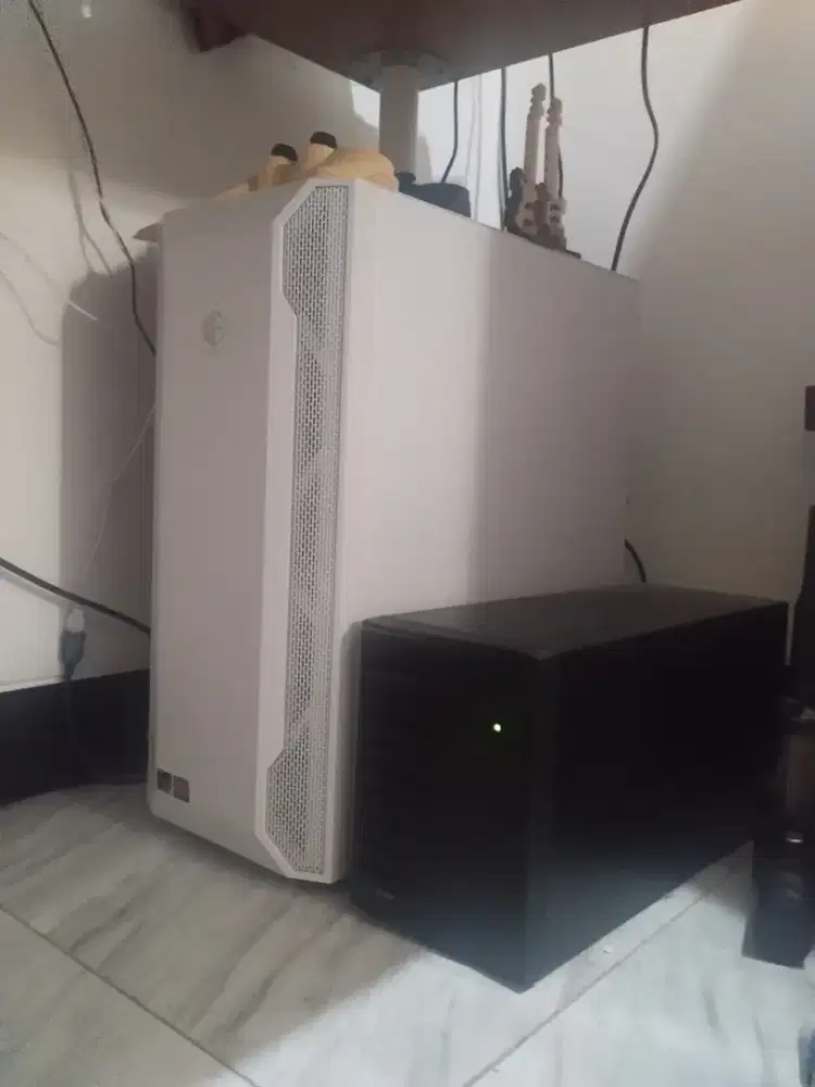 PC Ryzen 5 5600G Ram 16 SSD 240 HDD 1TB