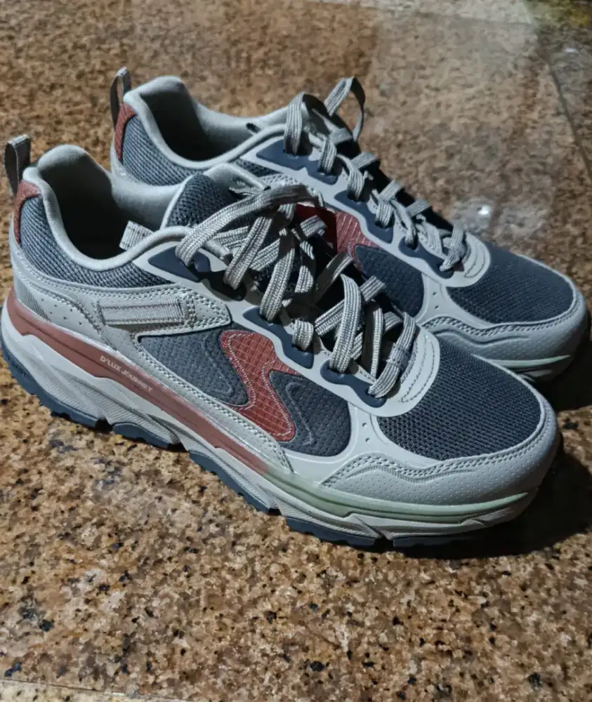 Skechers D'Lux Journey Men's