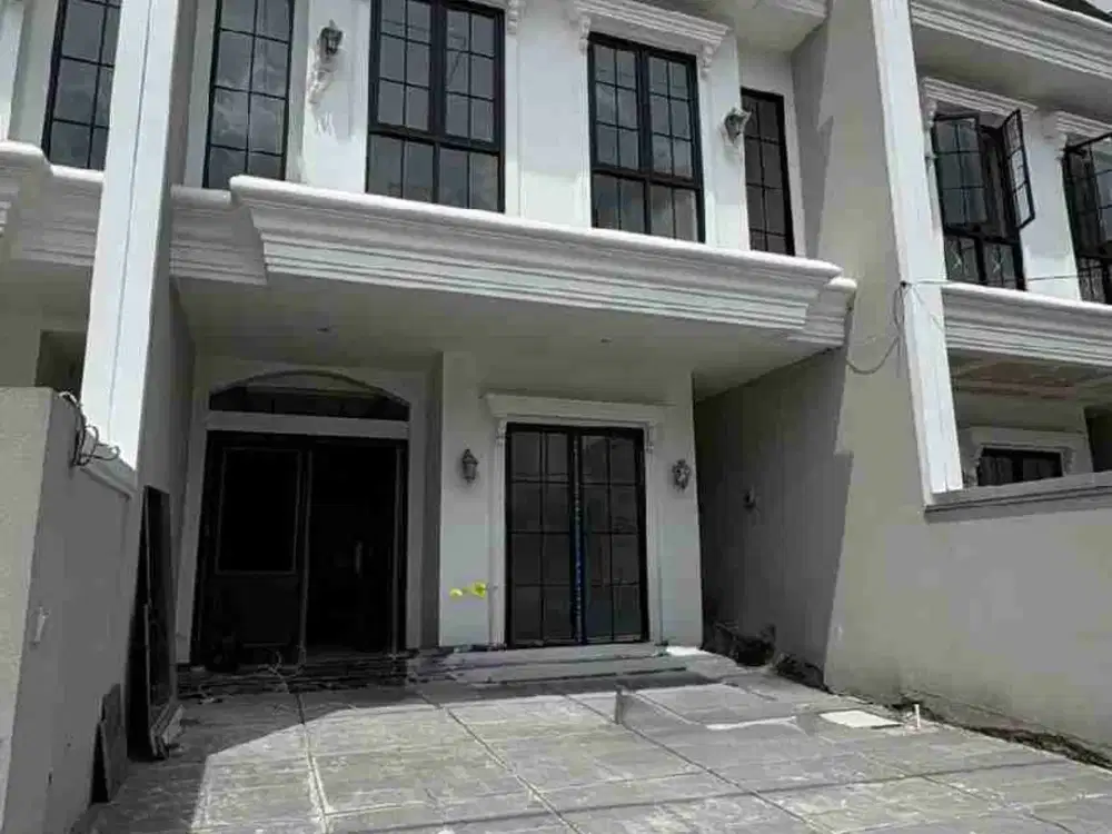 Jual Rumah Baru American Style Dharmahusada Indah Surabaya