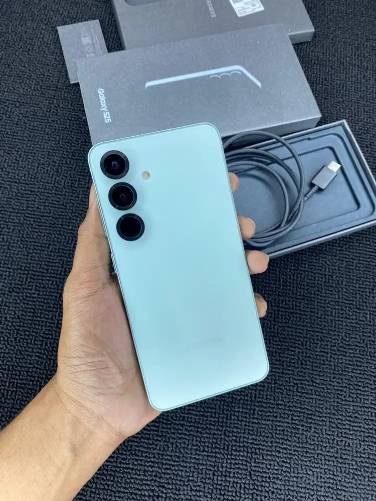 Samsung S25 12/256GB Sein garansi panjang
