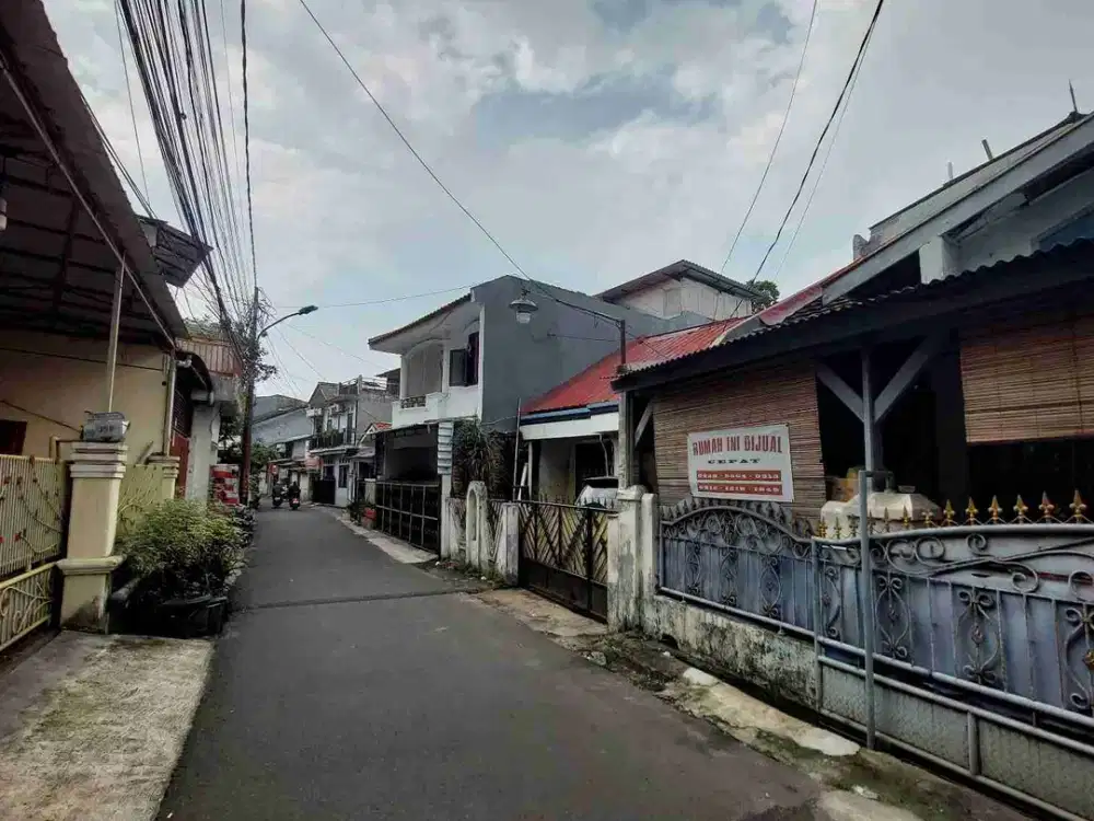 DIJUAL CEPAT 3 KONTRAKAN AKSES MOBIL KEBON JERUK JAKARTA BARAT