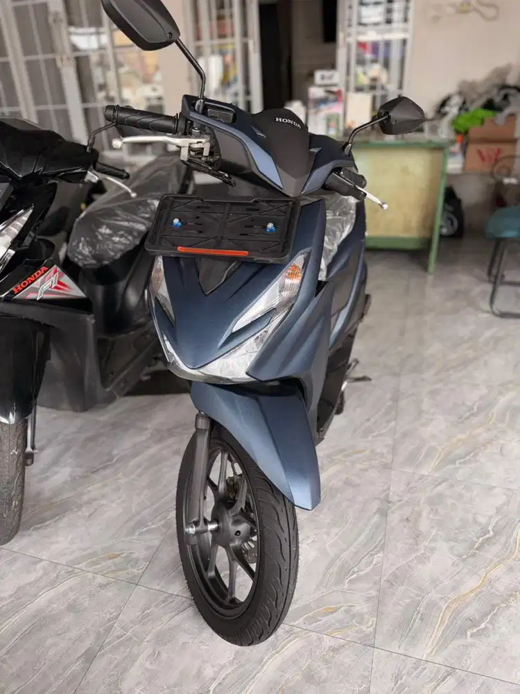 BEAT DELUXE SMARTKEY 2025