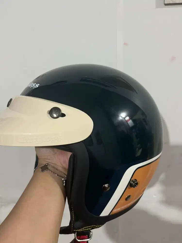 Cargloss retro fm army