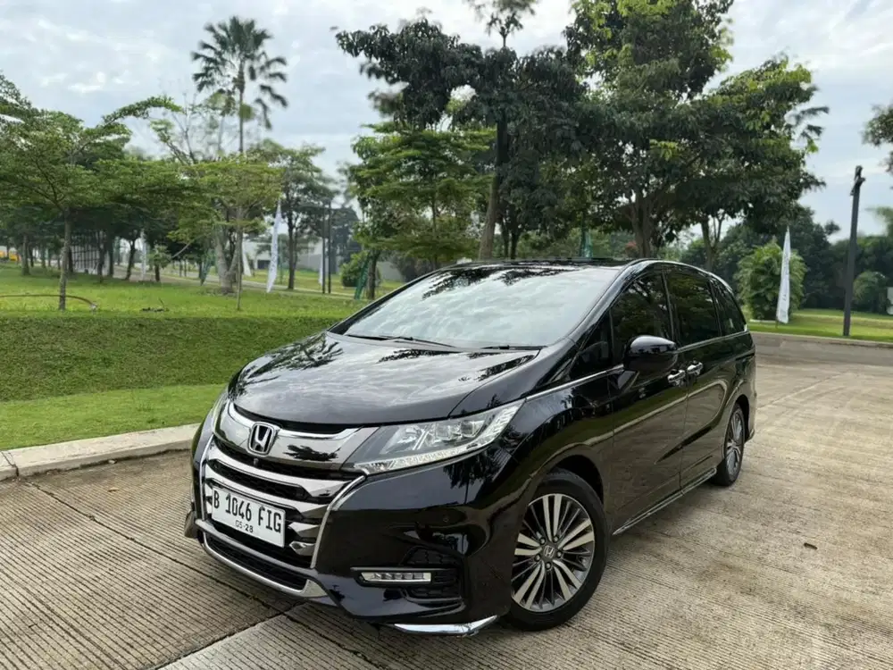 Honda Odyssey 2.4 E CVT 2018 Hitam