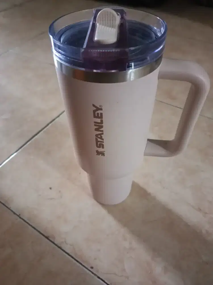 Jual tumbler asli, harga bisa nego barang mulus