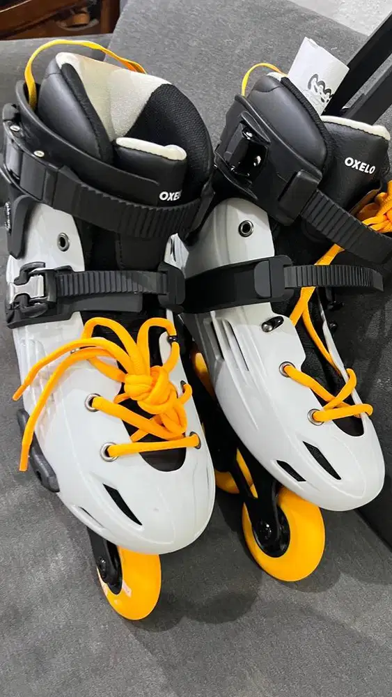 Di jual rugi sepatu roda inline skate oxelo mf500 ukuran 44