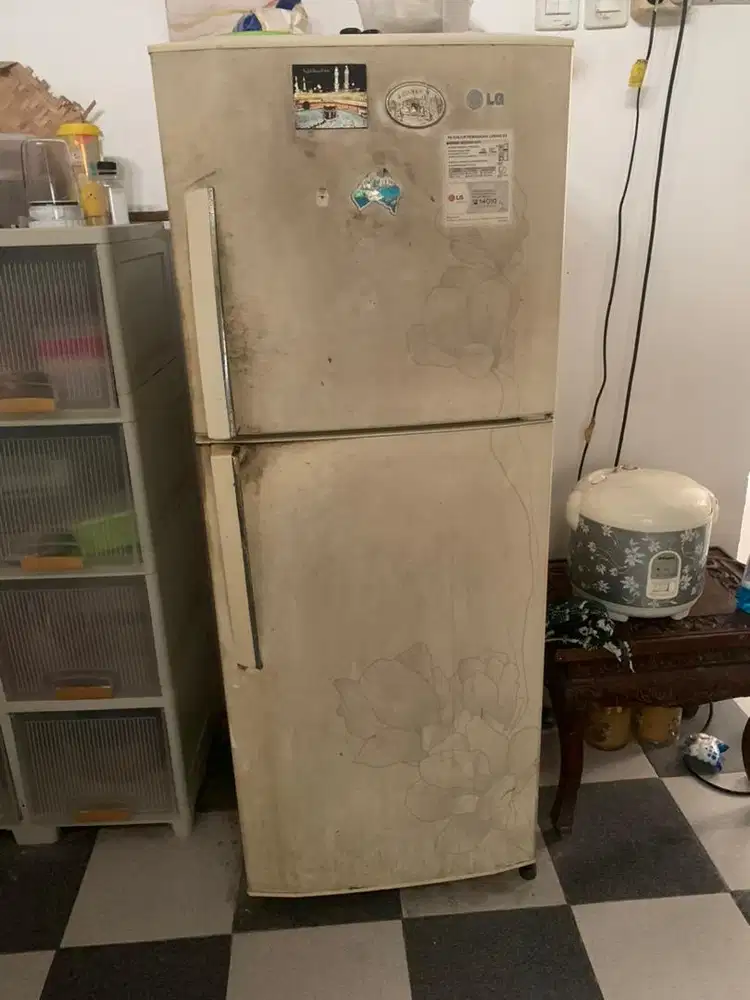 Kulkas Merk LG Second Nego