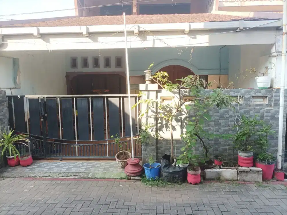 Dijual Rumah Siap Pakai 1,5 Lantai di Perumahan Telogosari, Semarang