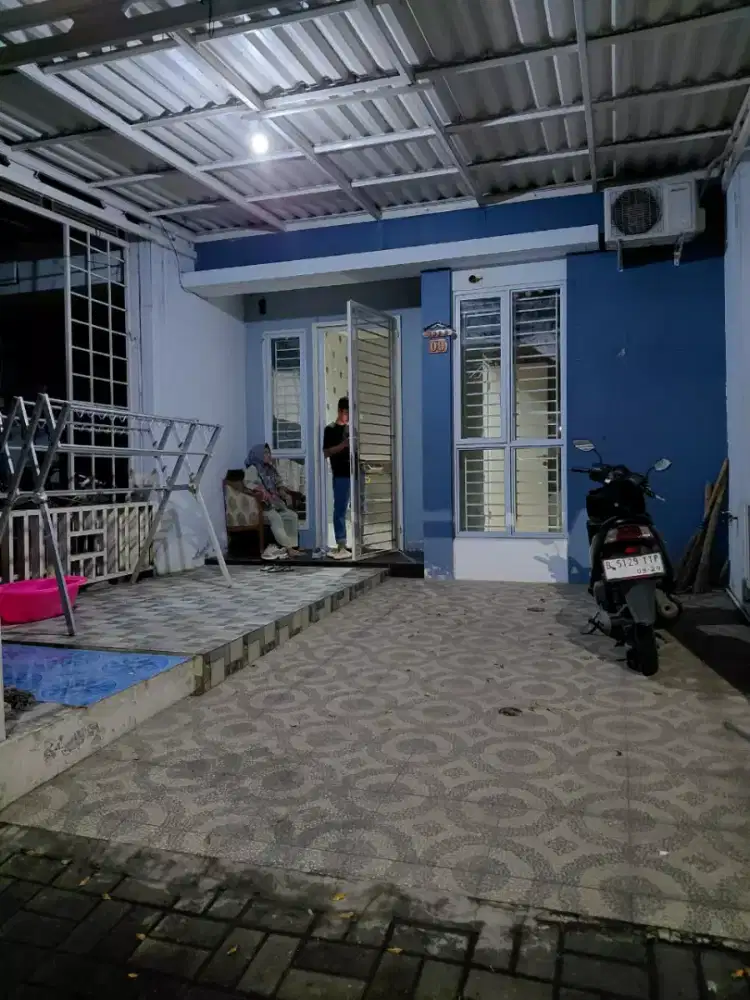 Di sewakan rumah tinggal