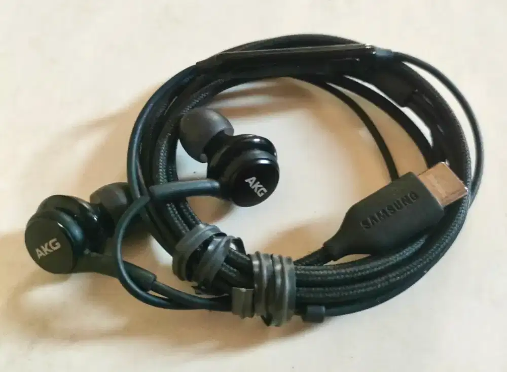 Headset AKG Original Type C