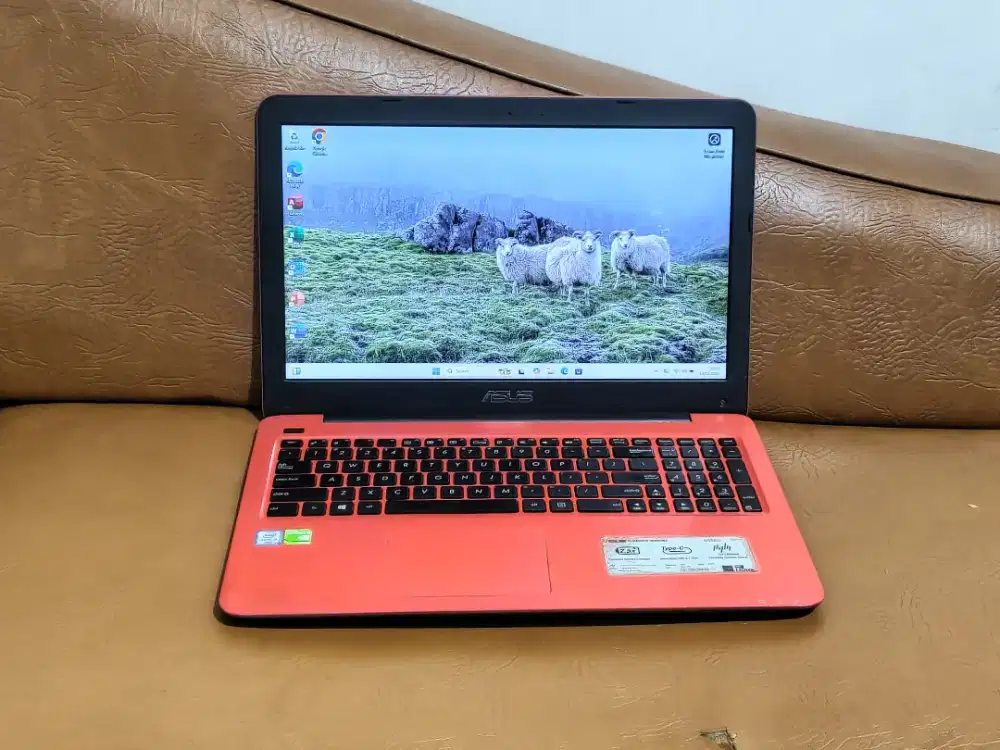 LAPTOP ASUS X556U CORE I5 GEN 6, RAM 8GB SSD 256GB NVIDIA 2GB MURAH