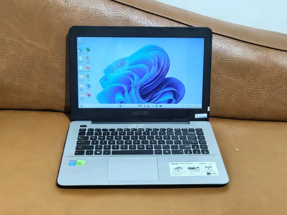 LAPTOP ASUS A455L CORE I3 VGA NVIDIA 2GB RAM 8GB/256GB MULUS SIAP PAKA