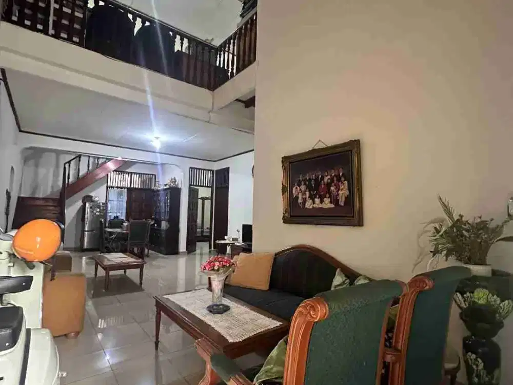 RUMAH TUA HITUNG TANAH SUNRISE GARDEN JAKARTA BARAT