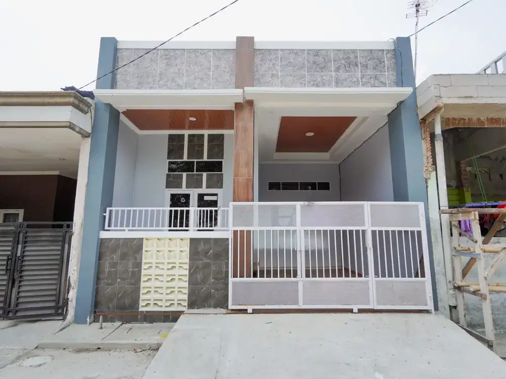 Rumah Hadap Utara 10 Mnt ke Plaza Taman Harapan Baru Siap KPR J-36837