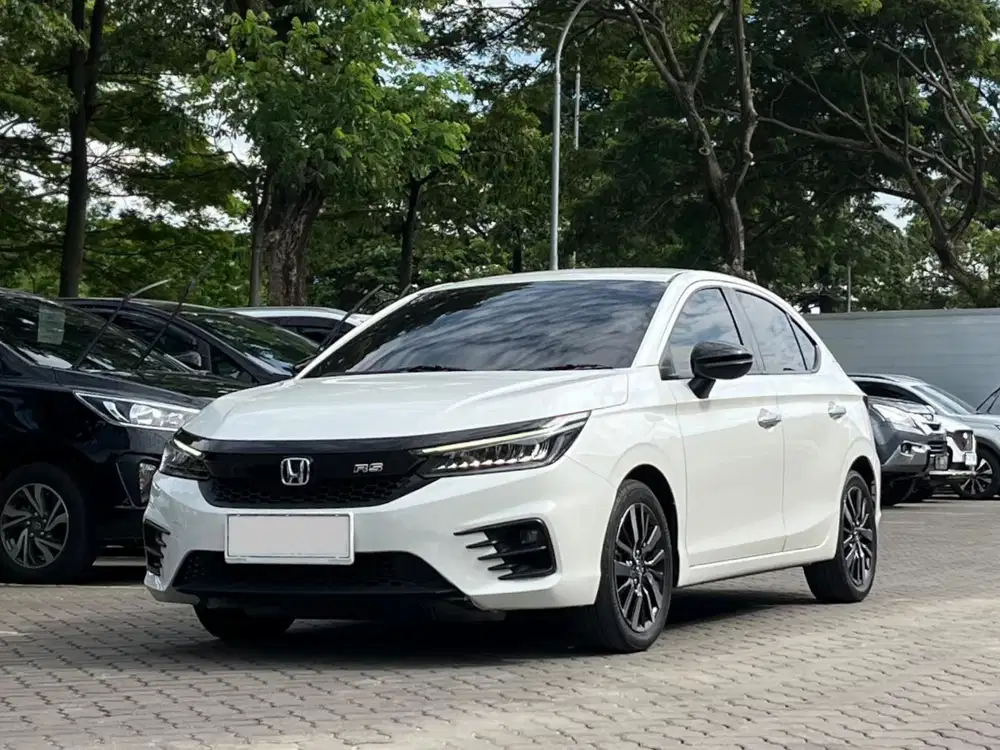 [ TERAWAT ] HONDA CITY HB RS CVT AT MATIC 2022 PUTIH