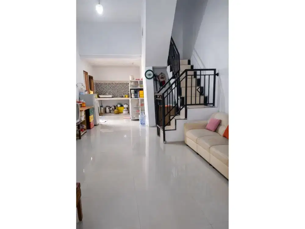 DISEWA RUMAH TAHUNAN BAGUS MURAH HARGA NEGO SIAP HUNI SENTUL CITY SG117