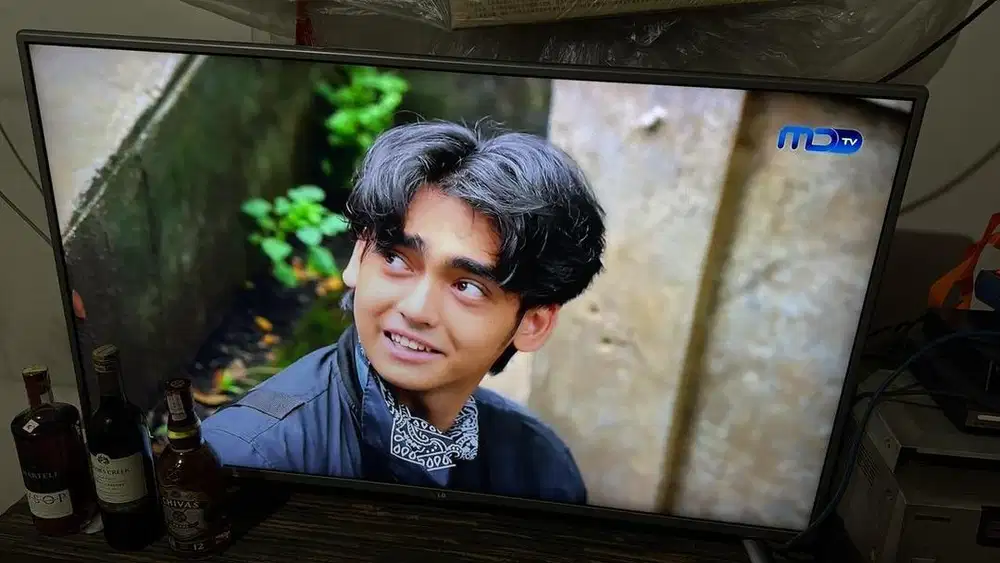 Dijual Smart TV LG 47inch masih bagus dan mulus