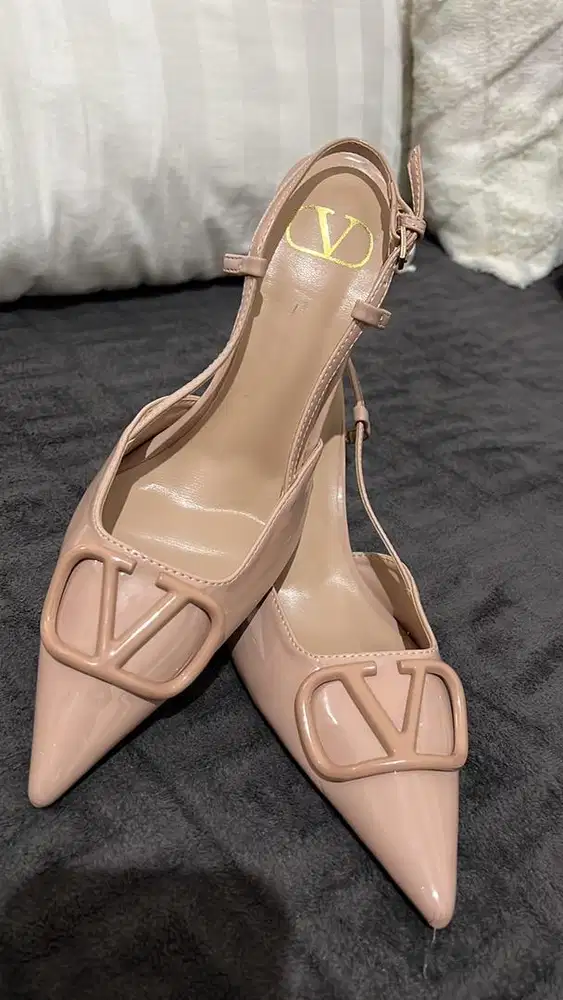 Hills Valentino Garavani mulus like New