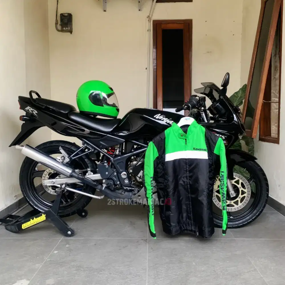 KAWASAKI NINJA 150 RR OLD 2012 HITAM LAS EDITION RR OLD GOOD CONDITION