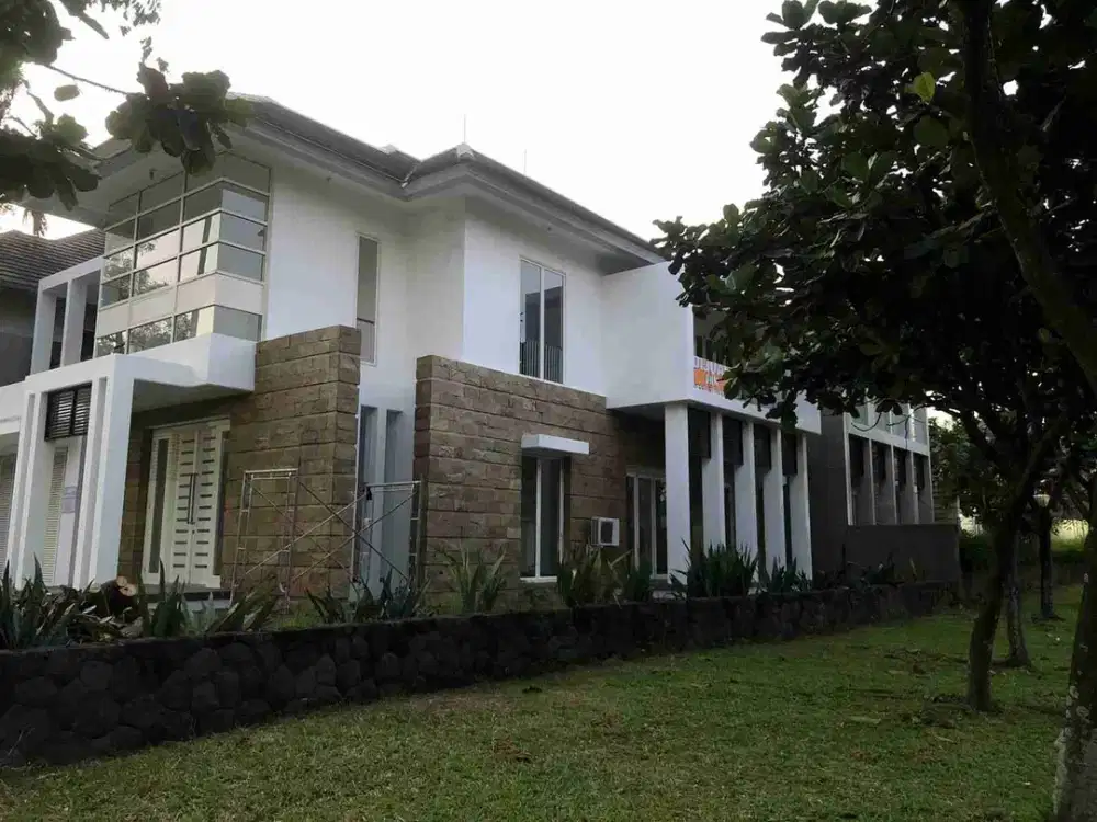 JUAL RUMAH JLN KEMBAR CITRALAND DIAMOND HILL SURABAYA