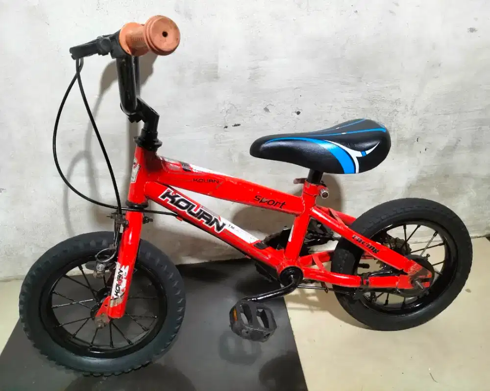 Sepeda anak ukuran 12 kondisi normal untuk usia 4/5 tahun