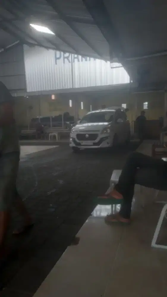 Terima carteran dalam/luar kota kirim barang juga bisa