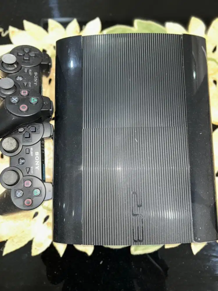 PS3 super slim kondisi 100%