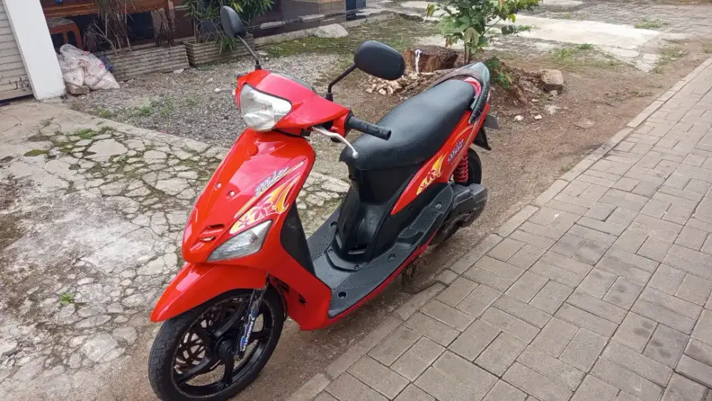 Mio sporty 2004