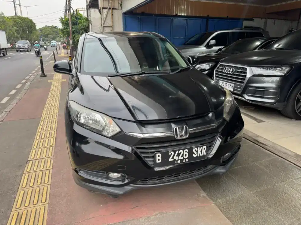 Honda HRV th 2016 AT service record siap pakai